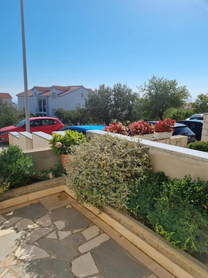 Apartmani Toni Poce 2 Primošten Esterno foto