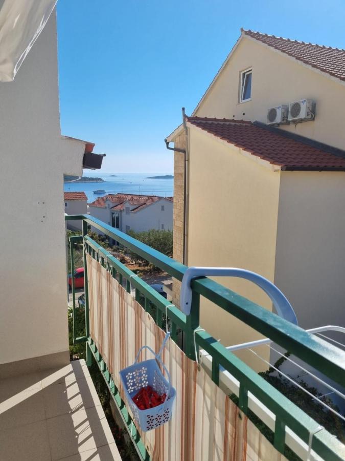 Apartmani Toni Poce 2 Primošten Esterno foto