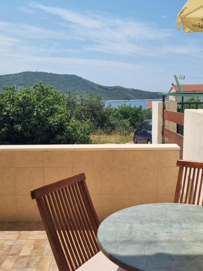 Apartmani Toni Poce 2 Primošten Esterno foto