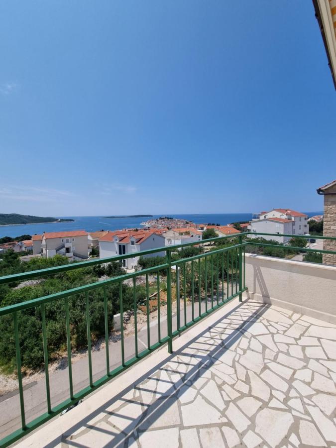 Apartmani Toni Poce 2 Primošten Esterno foto
