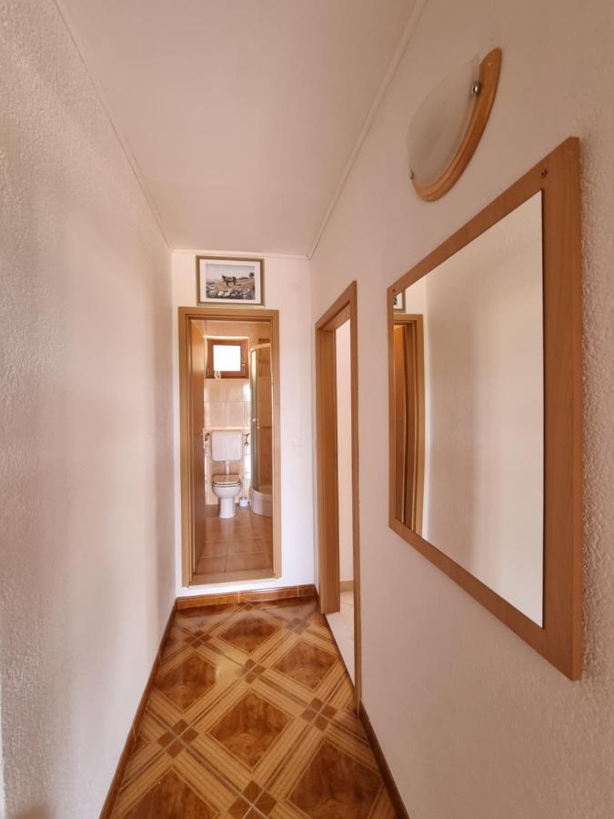 Apartmani Toni Poce 2 Primošten Esterno foto