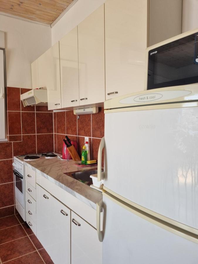 Apartmani Toni Poce 2 Primošten Esterno foto