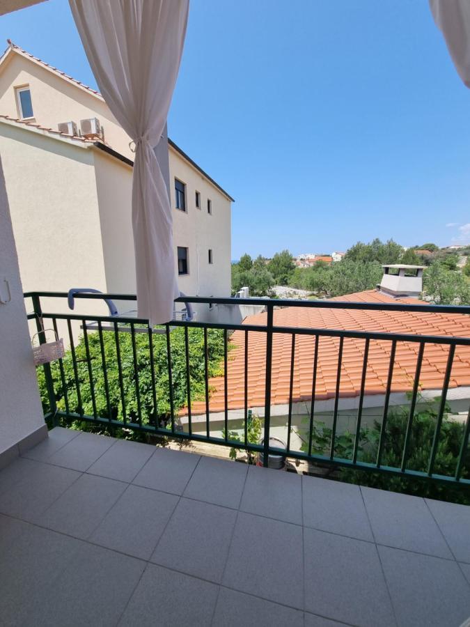 Apartmani Toni Poce 2 Primošten Esterno foto